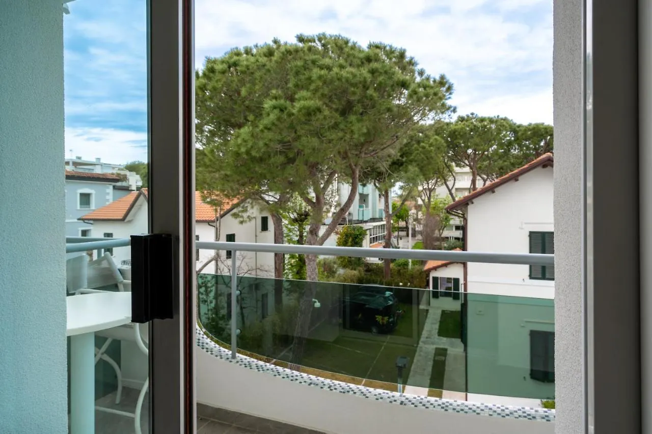 Hotel Diamond Riccione 4*,
