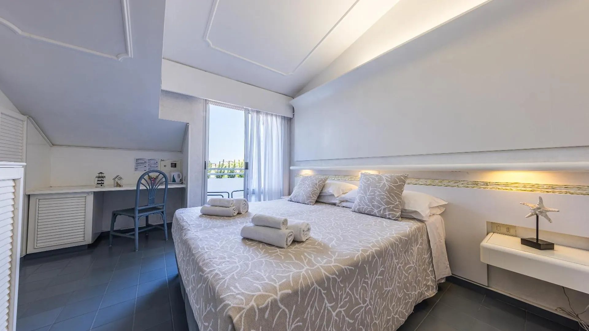 Hotel Diamond Riccione Italy